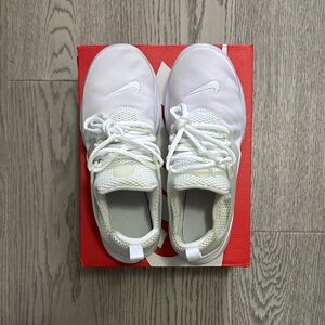 Nike Air Presto - White
